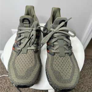 Adidas Mens Ultraboost - Size 9